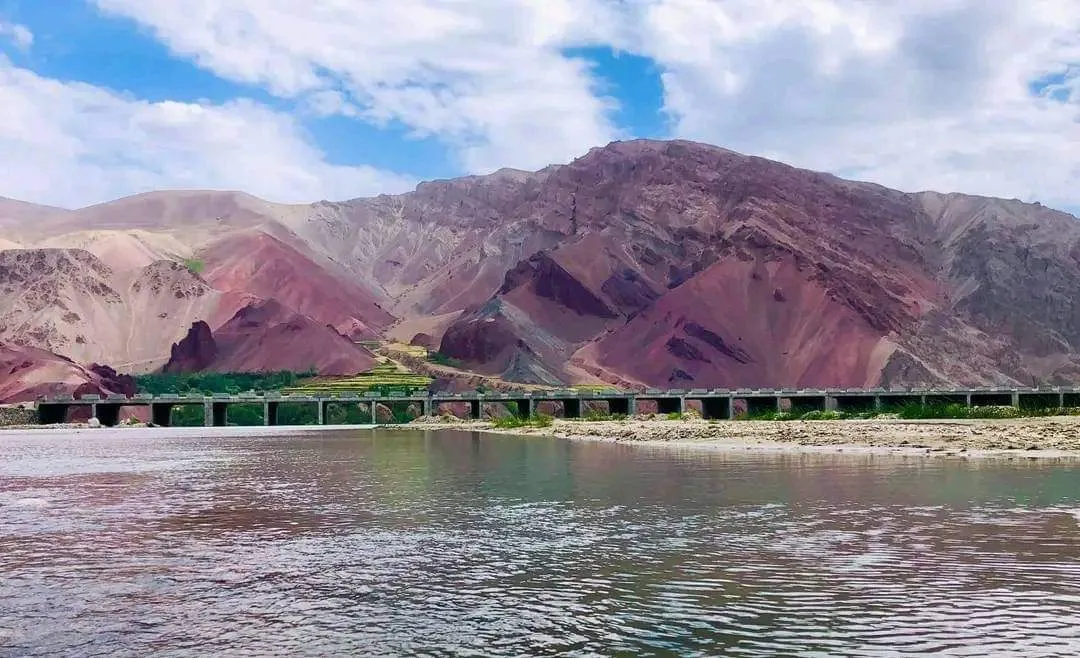 Ishkashim (Eshkashem)