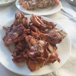 Local Cafes and Restaurants - Kamez (Kamze)