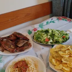 Local Cafes and Eateries - Memaliaj