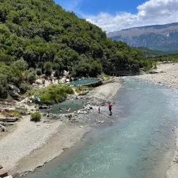 Bënjë Waterfall - Permet