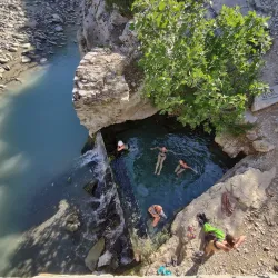 Bënjë Waterfall - Permet