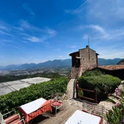 Petrela Castle - Vore