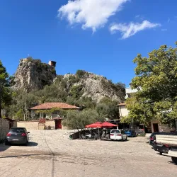 Petrela Castle - Vore