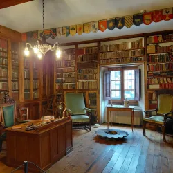 Casa d'Areny-Plandolit Museum - El Serrat