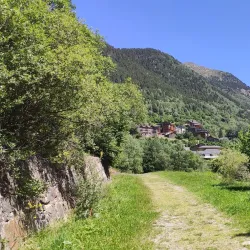 El Serrat Village - El Serrat