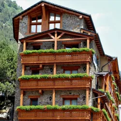 El Serrat Village - El Serrat