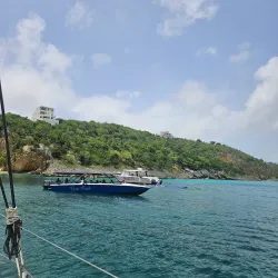 Little Bay Beach - South Hill Village