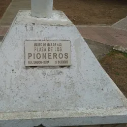 Plaza de los Pioneros - Mar de Ajó