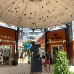 Centro Comercial Pinamar - Pinamar