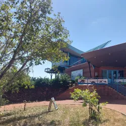Window on the Wetlands Visitor Centre - Adelaide River