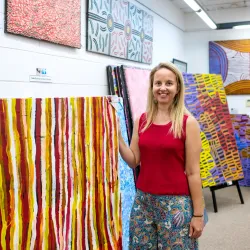 Mbantua Fine Art Gallery and Cultural Museum - Alice Springs