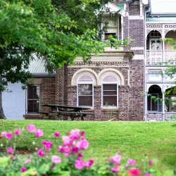 Saumarez Homestead - Armidale
