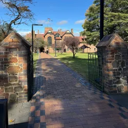 University of New England (UNE) - Armidale