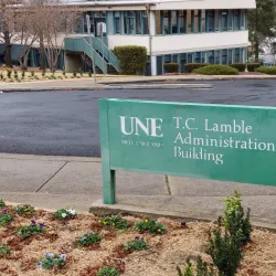 University of New England (UNE) - Armidale