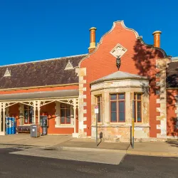 Bathurst Railway Station - Bathurst