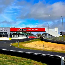 Mount Panorama Circuit - Bathurst