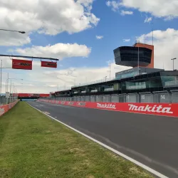 Mount Panorama Circuit - Bathurst