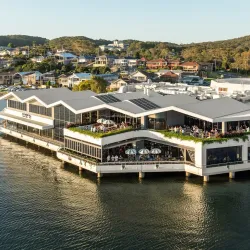 Belmont 16s Beach - Belmont