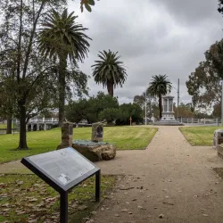 Benalla War Memorial - Benalla