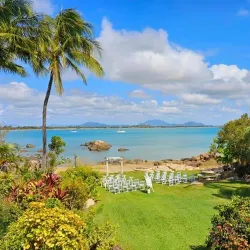 Whitsunday Islands Gateway - Bowen