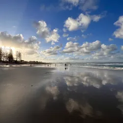 Main Beach - Byron Bay
