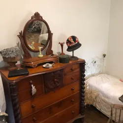 Schramm's Cottage - Doncaster