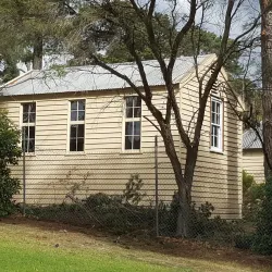 Schramm's Cottage - Doncaster