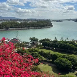 Auckland Point Lookout - Gladstone