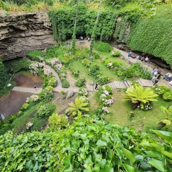 Umpherston Sinkhole - Mount Gambier