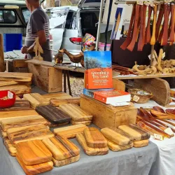 Noosa Farmers Market - Noosa Heads