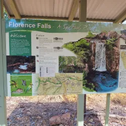Florence Falls - Litchfield National Park - Pine Creek