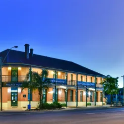 Southern Cross Town Hall - Southern Cross