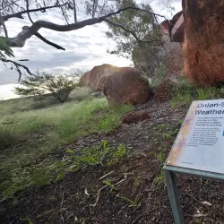 Karlu Karlu / Devils Marbles Conservation Reserve - Tennant Creek