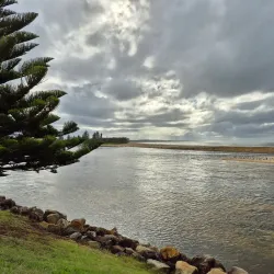 The Entrance Beach - Tuggerah