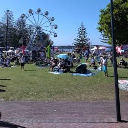 The Entrance Beach - Tuggerah