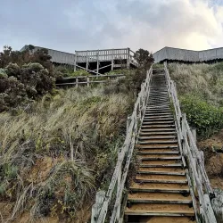 Logan's Beach Whale Watching Platform - Warrnambool