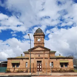 Leslie Park - Warwick