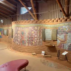 Uluru-Kata Tjuta Cultural Centre - Yulara