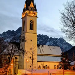 Stadtpfarrkirche Lienz (Parish Church) - Lienz