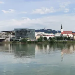 Lentos Art Museum - Linz