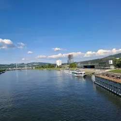 Lentos Art Museum - Linz