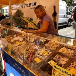 Local Farmers' Market - Mittersill