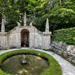 Hellbrunn Palace and Trick Fountains - Salzburg
