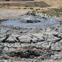 Mud Volcano Museum - Lokbatan