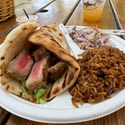 Pete's Pub and Gallery - Marsh Harbour