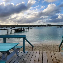 Pete's Pub and Gallery - Marsh Harbour