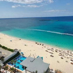 Paradise Island Beach - Paradise Island