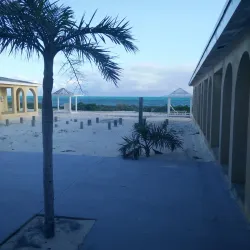 Mayaguana Beaches - Pirates Well