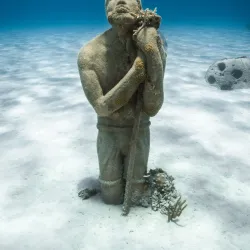 Coral Reef Snorkeling Spot - Snug Corner