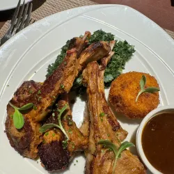 Al Waha Palace - Riffa